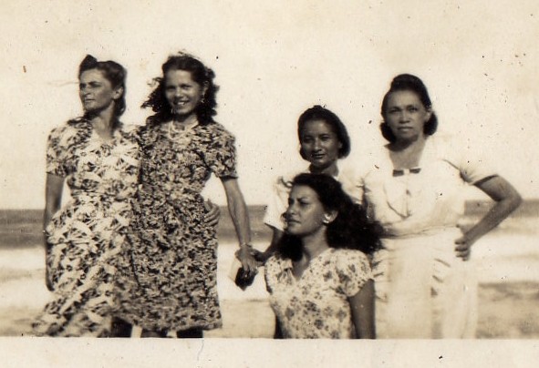 Moças. Anos 1930. Arquivo de família.